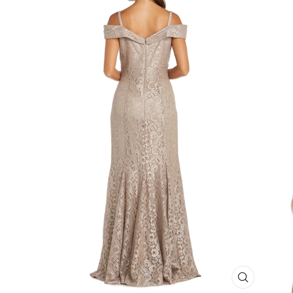 R&M Richards Off the shoulder Fishtail Evening Gown 6P - Picture 2 of 12